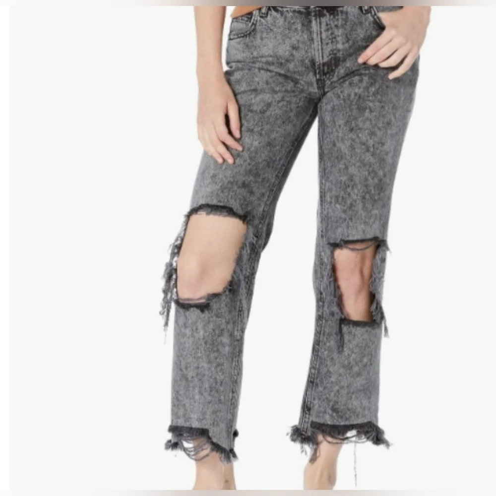 Free People Maggie Mid Rise Stright Leg Distressed Jean